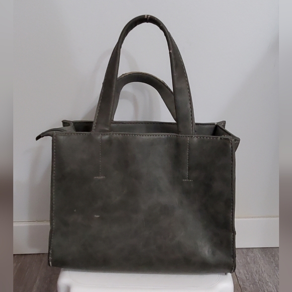 Hand Bag - Picture 2 of 3